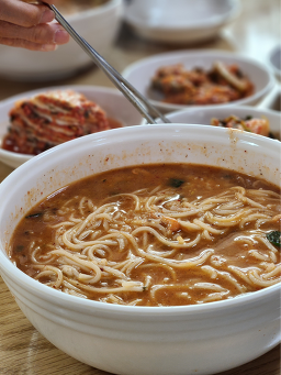 Ttalbujajip (딸부자집) 3