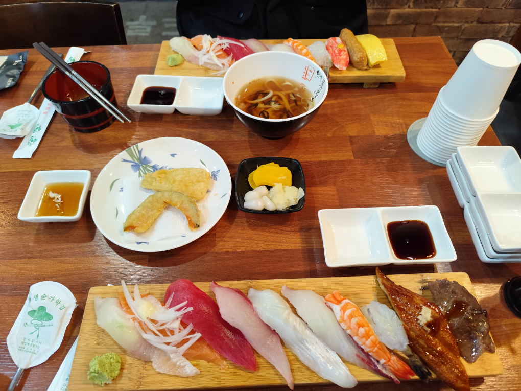 홍코코로스시 대표 사진