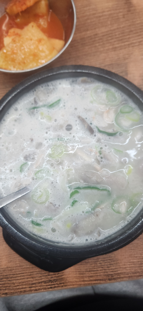 한모네소문난순대국 1