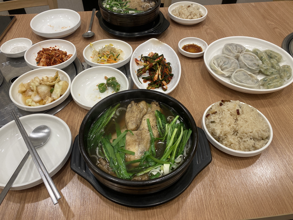 참일능이버섯백숙 1