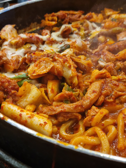 유가네닭갈비 신림점 1