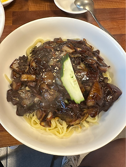 Giljjajang (길짜장) 2