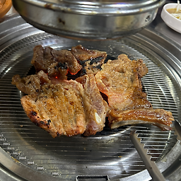 연탄돼지갈비 사진 2