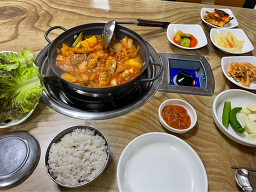 Imonesikdang (이모네식당) 2