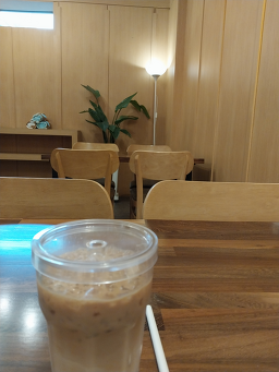Baesseuhauseukeopi (배쓰하우스커피) 2