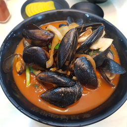 Jeonseoluijjamppongsanseongyeokjeom (전설의짬뽕산성역점) 1