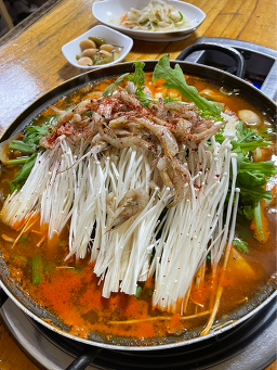 황토밭왕족발감자탕 직영점 대표 사진