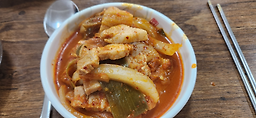 Eomcheongnanhaejangguk 1