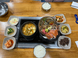 돌집식당 사진 2