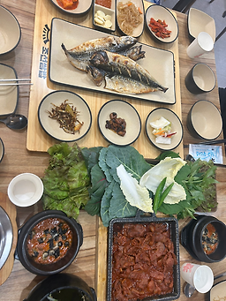 Joseonssambap (조선쌈밥) 1