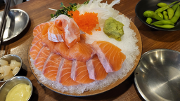 연어와육회 사진 2