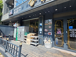 Myeongnyunjinsagalbi (명륜진사갈비) 1