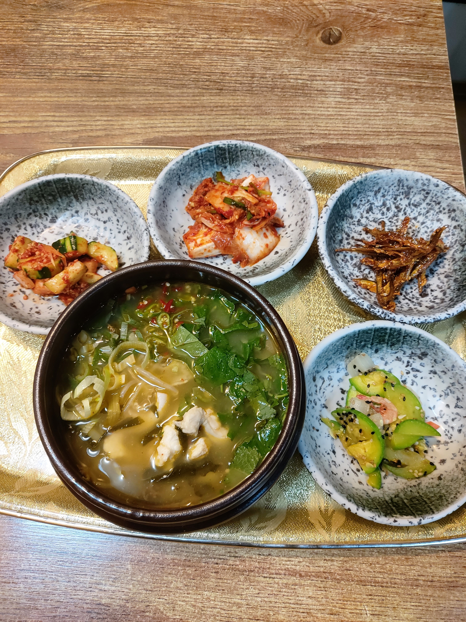 Pungcheonminmuljangeo (풍천민물장어) 1