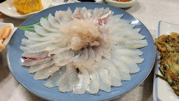 Dongwonhoesikdang 2