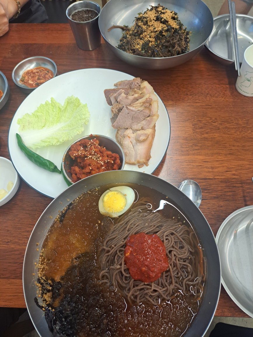 Hwajeongrimakguksu (화정리막국수) 2