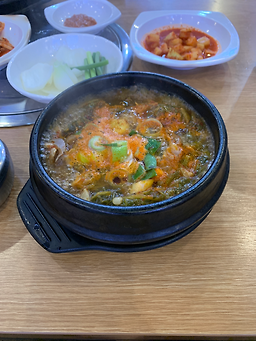 Gukjesijanghaejangguk (국제시장해장국) 1