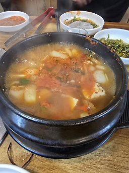 Ollesutbulgalbi (올레숯불갈비) 2