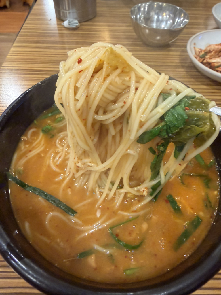 Geumjeongeoga (금정어가) 2