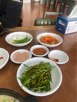전통돼지국밥 2