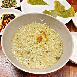 Mokkojihamchobajirakkalguksu (모꼬지함초바지락칼국수) 2