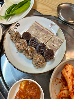 신의주찹쌀순대 이대역점 대표 사진