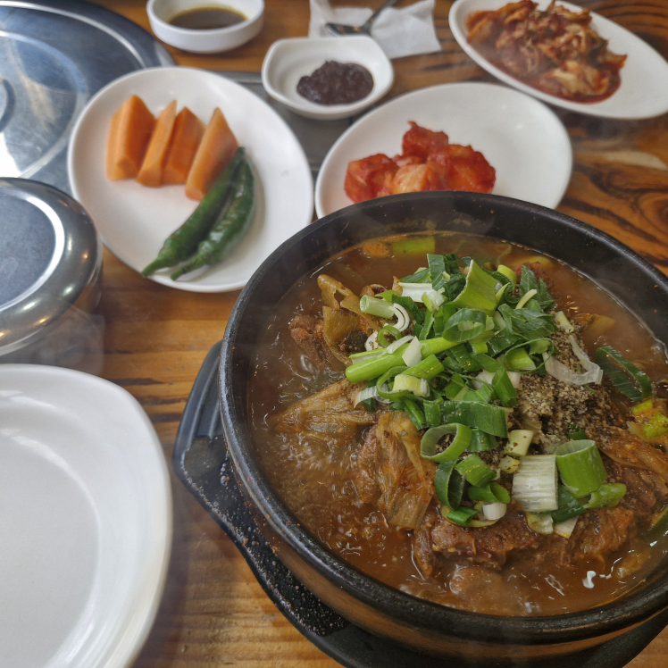 우리맛감자탕 권선점 사진 3