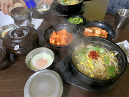 Bisabeoljeonjukongnamulgukbap (비사벌전주콩나물국밥) 1