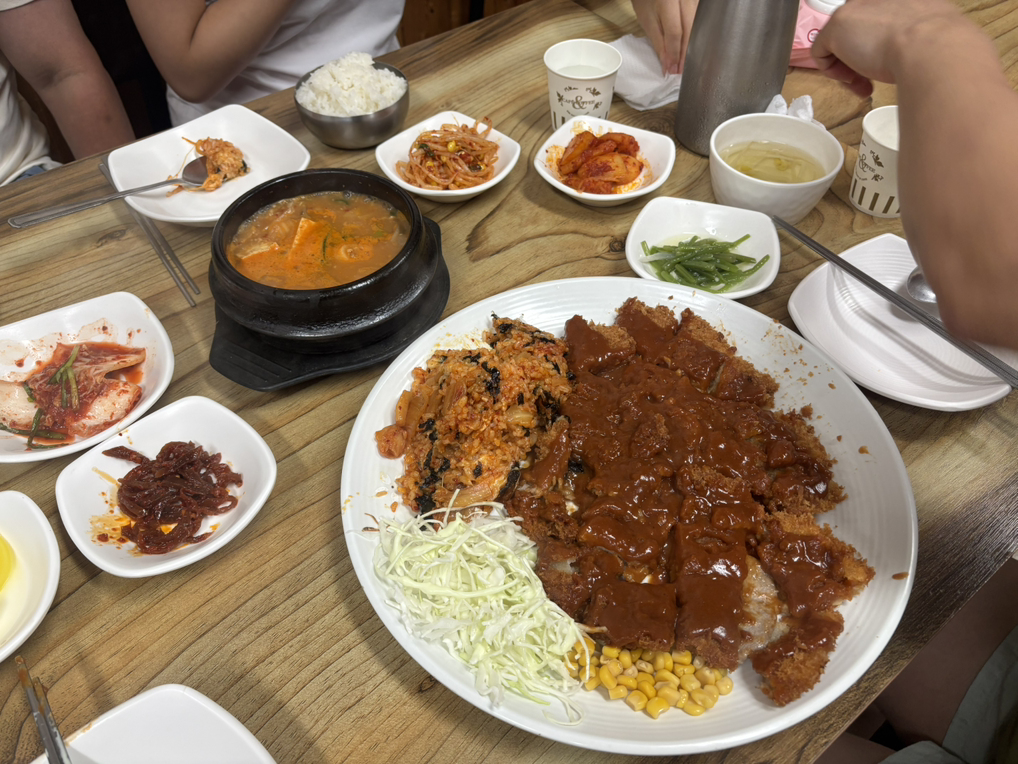 Kkureogibunsikoe1 (꾸러기분식외1) 1