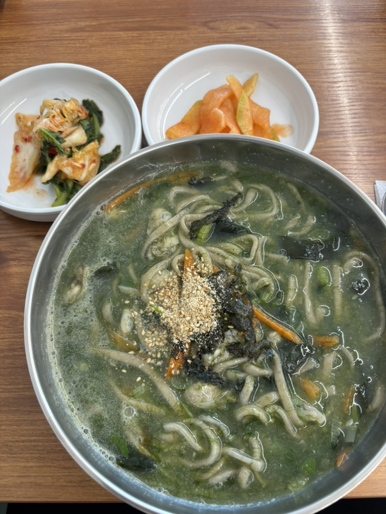 Baekryeongmyeonok (백령면옥) 1