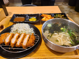 Saengsaengkalguksu&donkkaseu (생생칼국수&돈까스) 2