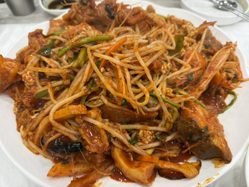 Gimgyeongjasomunnandaeguwangppoljjim (김경자소문난대구왕뽈찜) 2