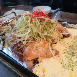 Noliteo tongdakgui (놀이터 통닭구이) 1
