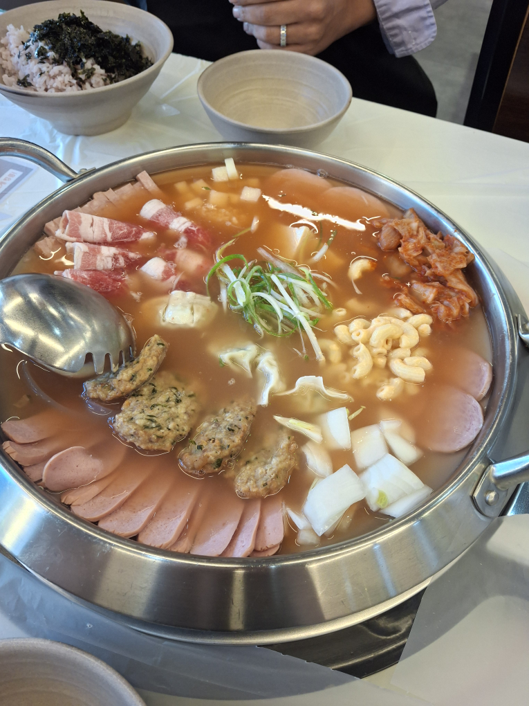 킹콩부대찌개 2