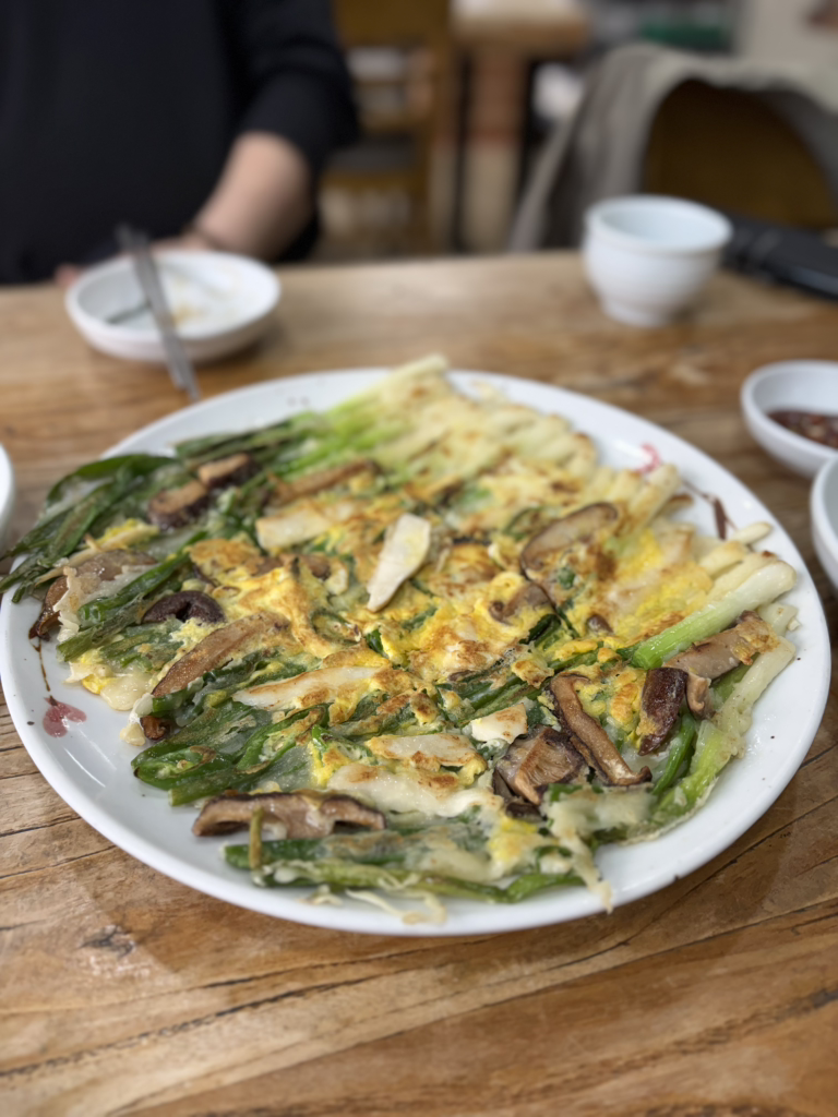 앞산제일백반 4