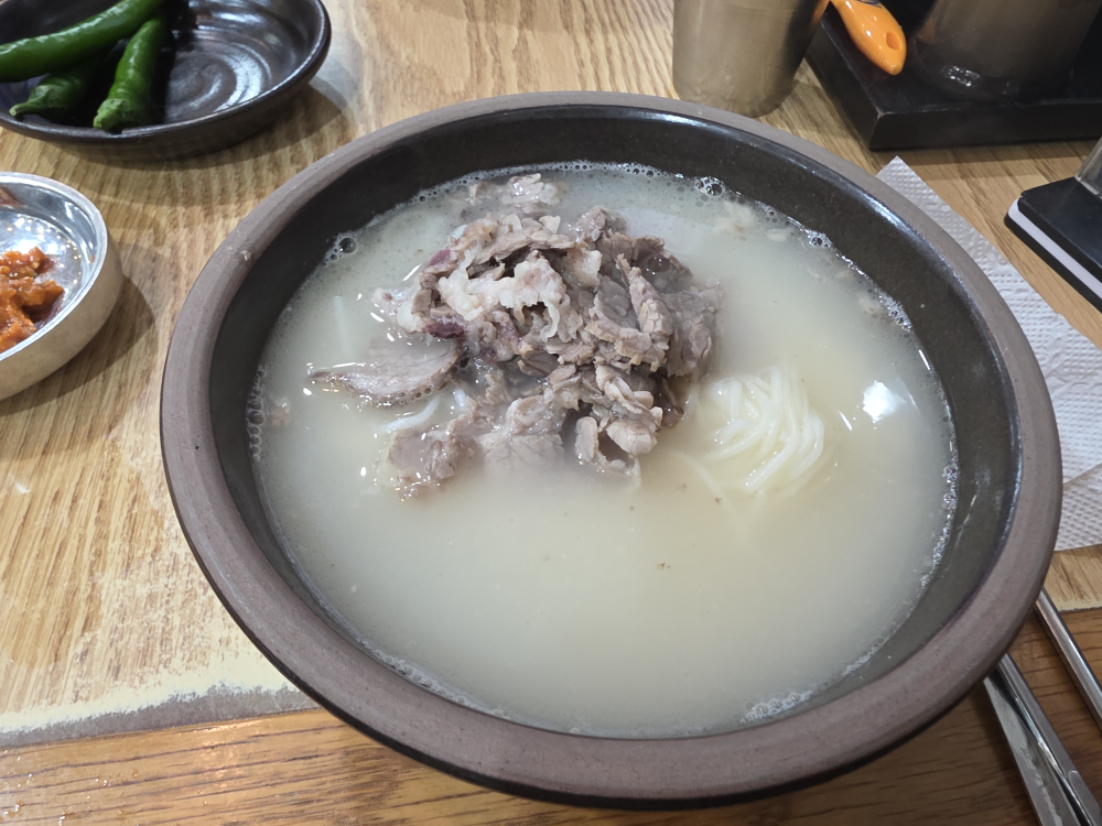 Seoulseolreong tang (서울설렁 탕) 3