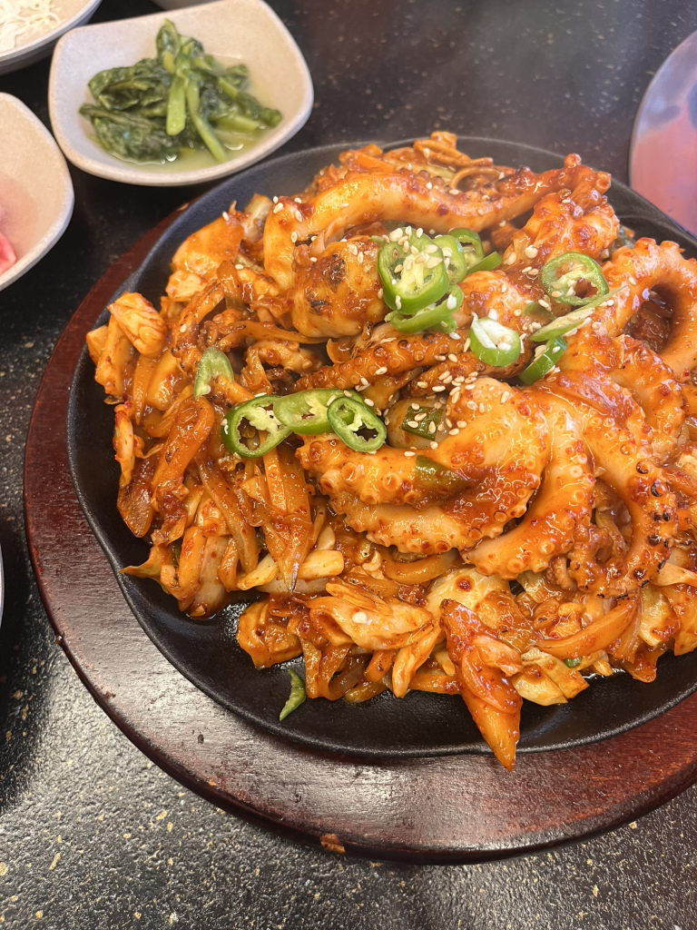 Changwon rakjiga jungangjeom (창원 락지가 중앙점) 2