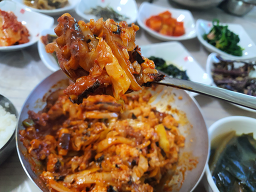Banggimisikdang (방기미식당) 2