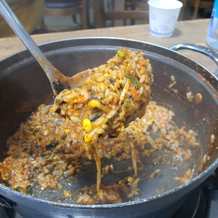 율생해물샤브칼국수 3