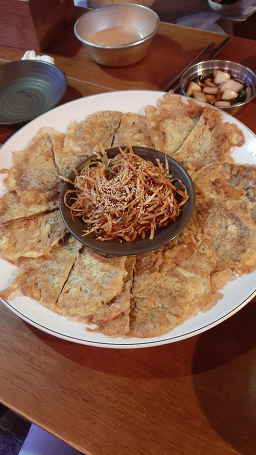 중동파전 모란점 대표 사진