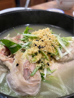 Sinrasamgyetang (신라삼계탕) 3