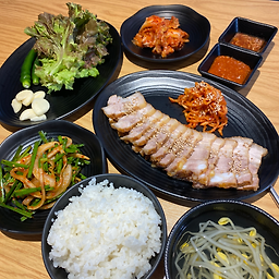 창대매운족발 3