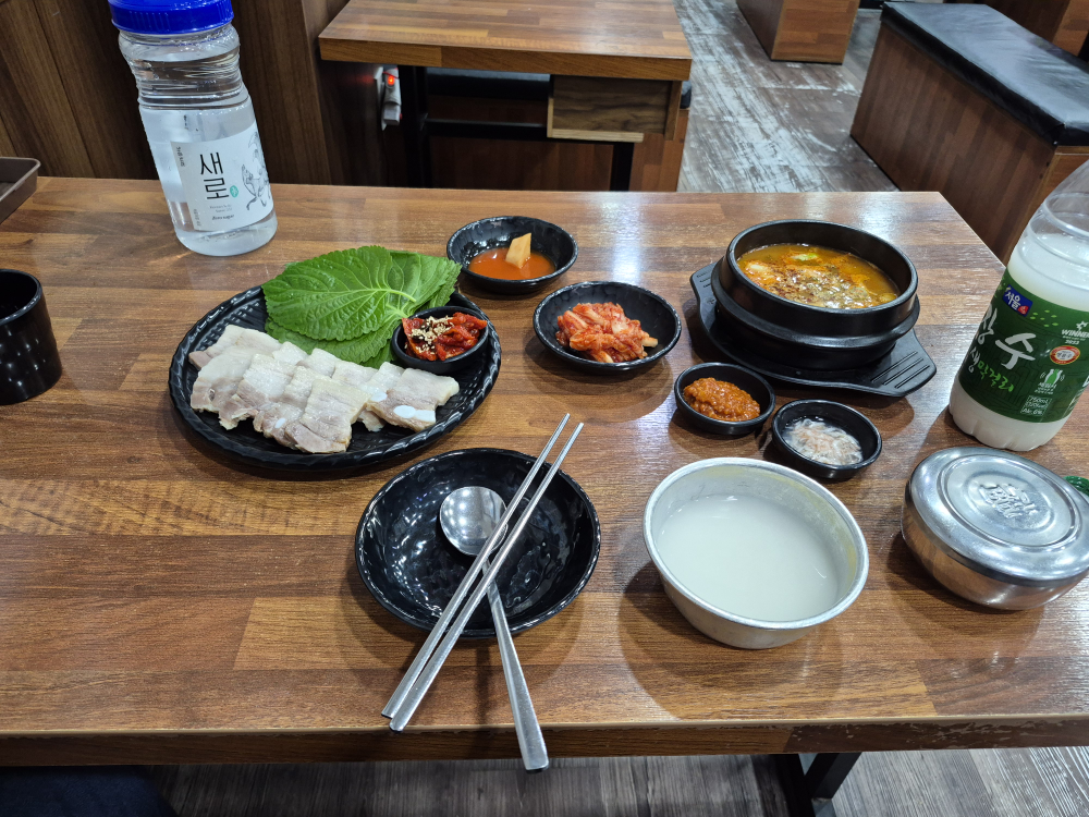 Halmaesundaeguk (할매순대국) 1