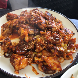 Jeonghwagadeun (정화가든) 2