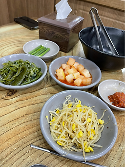 Halmeonigamjatangjeonmunjeom (할머니감자탕전문점) 3