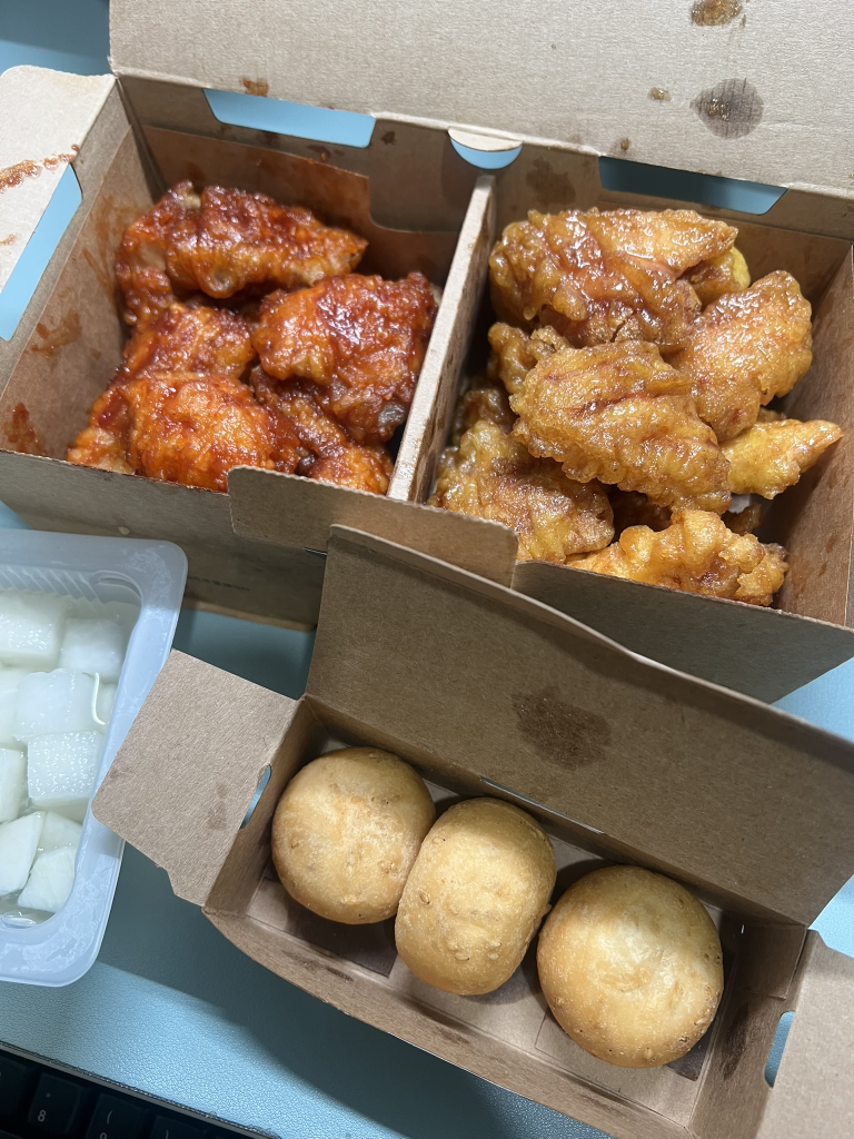 Gyochonchikin (교촌치킨) 2