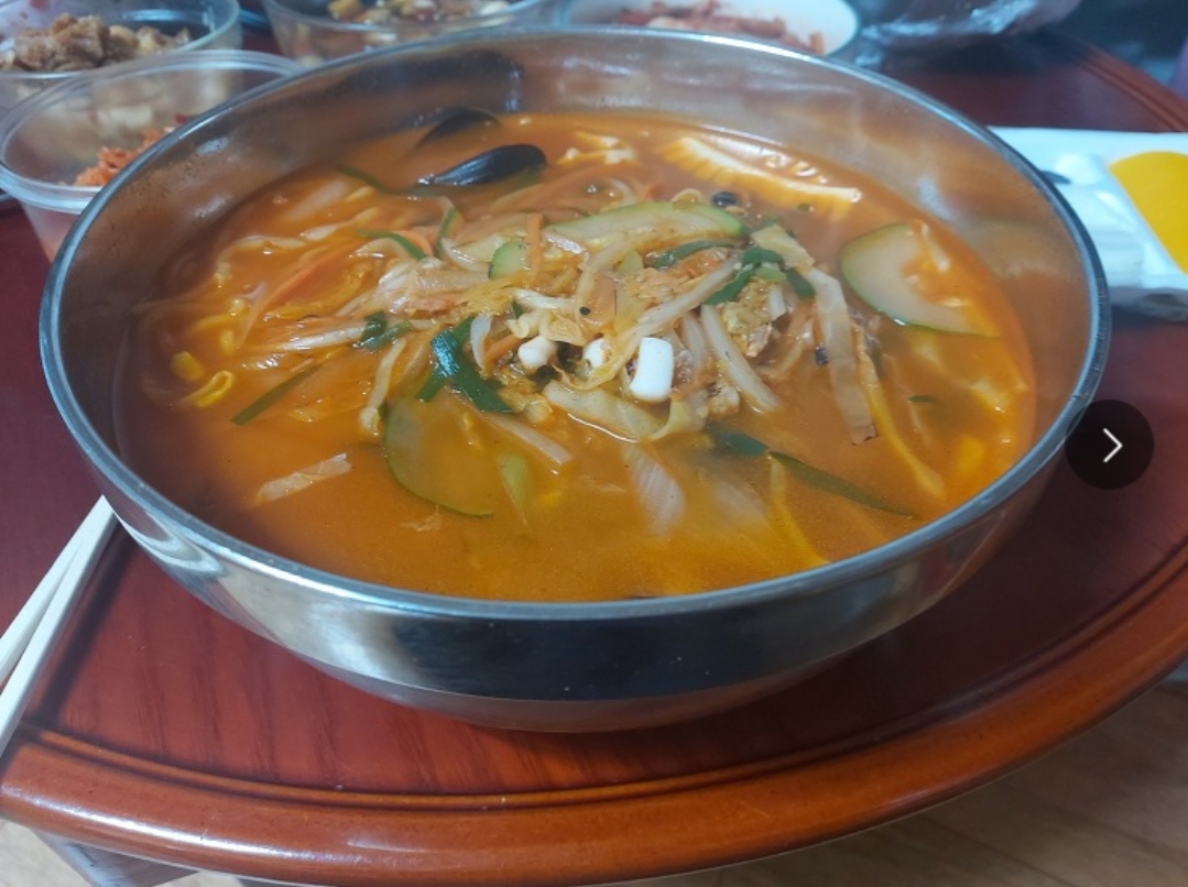 Hwangtaejabanjeom (황태자반점) 2