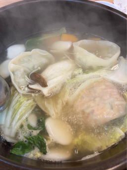 Gaeseongsonmandu sinpojeom (개성손만두 신포점) 2