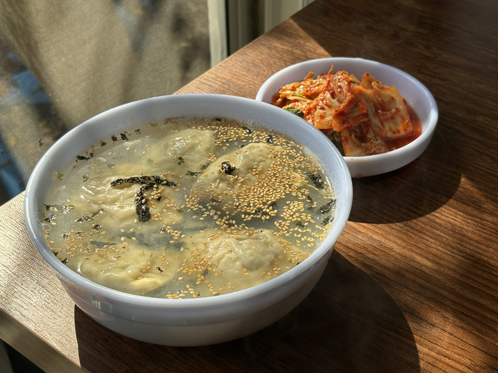 Haksaengbunsik 6