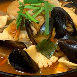 Hwangjejjamppong (황제짬뽕) 2