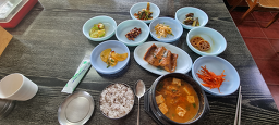 Jindogadeun (진도가든) 2